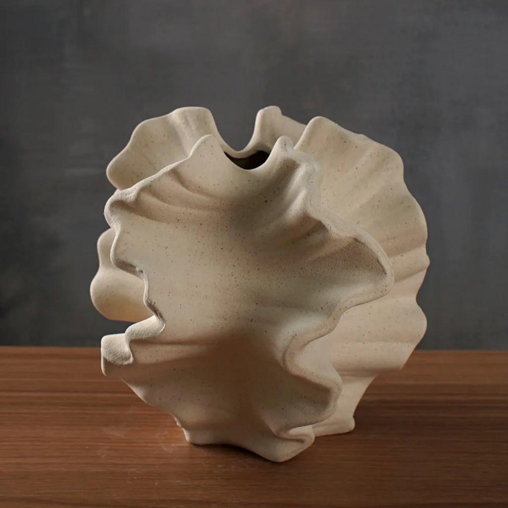 Modern Ceramic Art Vase – Matte Nordic Home Decor