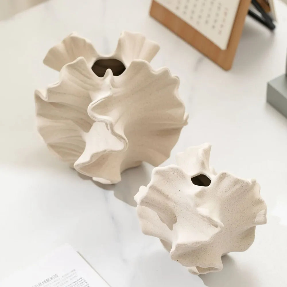 Modern Ceramic Art Vase – Matte Nordic Home Decor