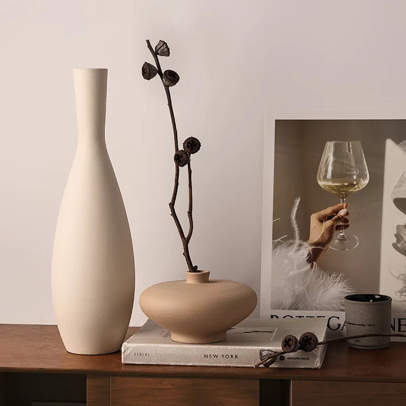 Modern Sculptural Ceramic Vase – Minimalist Home Decor