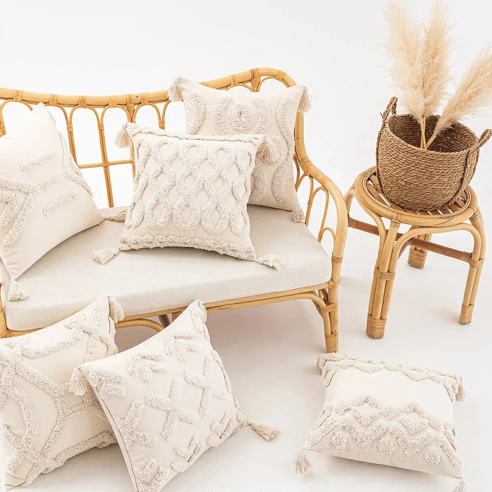 Hand-Tufted Geometric Cushion Cover – Textured Ivory