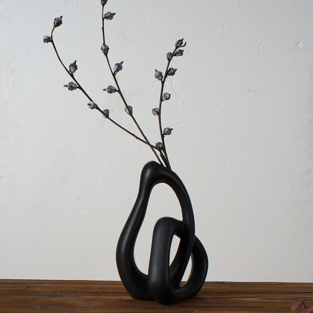 Nordic Sculptural Ceramic Vase – Irregular Modern Decor